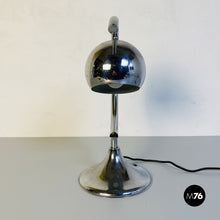 将图片加载到图库查看器，Chrome table lamp, 1970s
