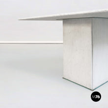 画像をギャラリービューアに読み込む, Sculptural dining table by Gianfranco Frattini, 1985
