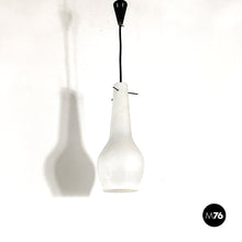 将图片加载到图库查看器，Metal and opaline glass chandelier, 1960s
