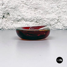 画像をギャラリービューアに読み込む, Red murano glass ashtray, 1970s
