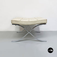 Carica l&#39;immagine nel visualizzatore di Gallery, Barcelona pouf or footrest by Mies Van Der Rohe for Knoll, 1970s
