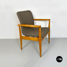 将图片加载到图库查看器，Solid beech and fabric armchair with armrests by Anonima Castelli, 1960s
