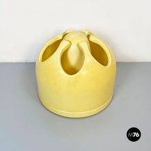 Load image into Gallery viewer, Pistil shape light yellow plastic umbrella stand, 1970s
