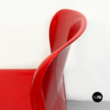 Carica l&#39;immagine nel visualizzatore di Gallery, Red plastic chairs by Carlo Bartoli for Kartell, 1970s
