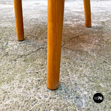 将图片加载到图库查看器，Solid oak wood chairs, 1960s
