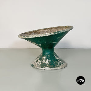 Conical green concrete Diable planter or vase by Willy Gulh, 1950s