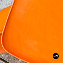 Carica l&#39;immagine nel visualizzatore di Gallery, Stackable orange plastic chairs, 1960s

